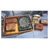 Tray of 6 wooden boxes house is musical