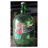 Gallon glass 7up syrup jug