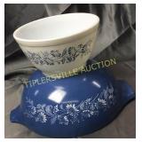 2 Pyrex colonial mist mixing bowls