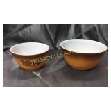 2 Old orchard Pyrex mixing bowls-1.5pt, 1.5qt
