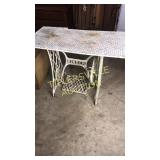 Singer sewing machine table