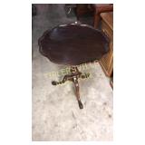 Mahogany pie crust table