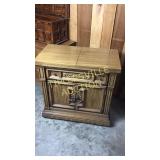 Retro flip top server