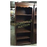 Broyhill lighted bookcase 30in