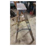 4ft wooden ladder
