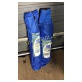 2 folding chairs