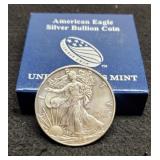 2013 Silver Eagle w/ Mint Case