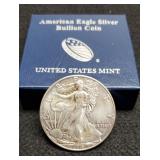 2016 Silver Eagle w/ Mint Case