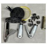 4 - Hand Priming Tools & 7 Shell Holders