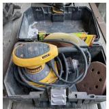 DeWalt Orbital Palm Sander