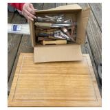 Cutting Board and Kitchen Knives