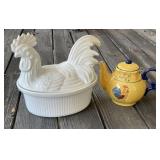 Hen and Chicken Decor