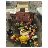 Garfield Ornaments & Collectibles