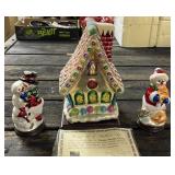 Pacconi Christmas Statues