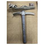 US Military Pick Axe
