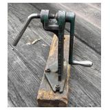 Rivet Spinner