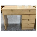 5 Drawer Kneehole Desk