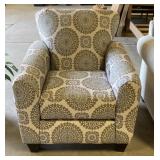 32' Arm Chair