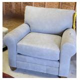 New Wide Leather Arm Chair