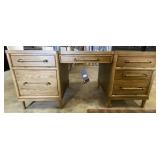 Ashley 5 1/2' Oak Executive Desk