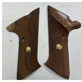Set High Standard Checkered Walnut Gripd