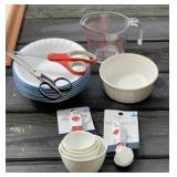 Corelle, Scissors and More