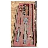 Snap On 1/2" Ratchet, Extension, Sockets