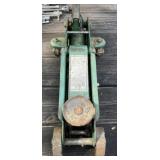 Hydraulic Jack - No Jack Handle