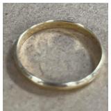 14 Kt Gold Band Ring