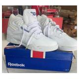 VTG New Ladies Reebok 9.5 Hi Tops