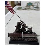 Commemorative Knife Display