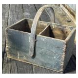 Wood box with Bentwood Handle
