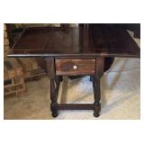 Ethan Allen Double Drop Leaf Lamp Table
