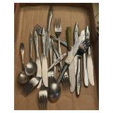Flatware inc Silverplate & Stainless