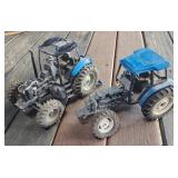 ERTL 1/16 New Holland Utility Tractors Bodies x2