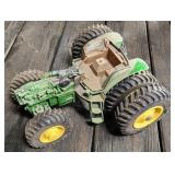 ERTL 1/16 John Deere FWA Tractor Chassis, Duals