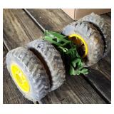 ERTL 1/16 John Deere 4WD Tractor Rear End Duals