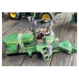 ERTL 1/16 John Deere 9200 4WD Tractor Body