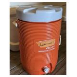 Rubbermaid Beverage Dispenser