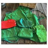 6 - Aprons