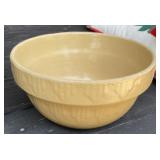 10 1/2" Stoneware Bowl