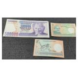 (3) Foreign Notes Unc: