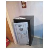 Stack On Elite Safe (20'd x 21'w x 40't)
