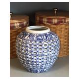 Oriental Blue/White Lattice Decorative Bowl