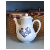 Pfaltzgraff Tea Pot/Coffee Urn Yorktowne