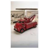 1952 GMC Heavy Duty Wrecker Di-Cast 1/34 scale