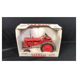 McCormick Farmall   1/16