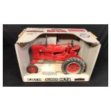McCormick Farmall  Super M-TA  1/16