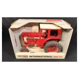 IH 1466 Turbo Tractor  1/16