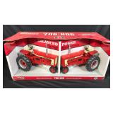 IH 706 and 806 Farmall Tractors  1/16
